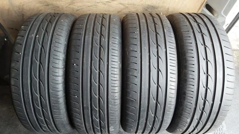 Гуми Летни 235/50R18, снимка 1 - Гуми и джанти - 27927949