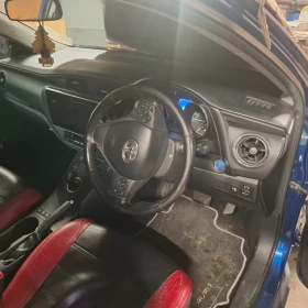 Toyota Auris 1.8 хибрид - 7500 лв. / 3834.69 € - 68479275 7