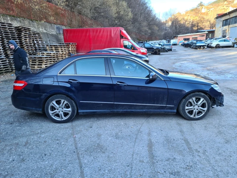 Mercedes-Benz E 250 2бр. 651 Blueeficiency, снимка 16 - Автомобили и джипове - 26521256