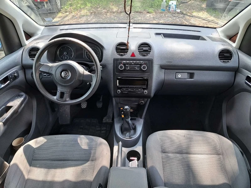 VW Caddy, снимка 13 - Автомобили и джипове - 45780118