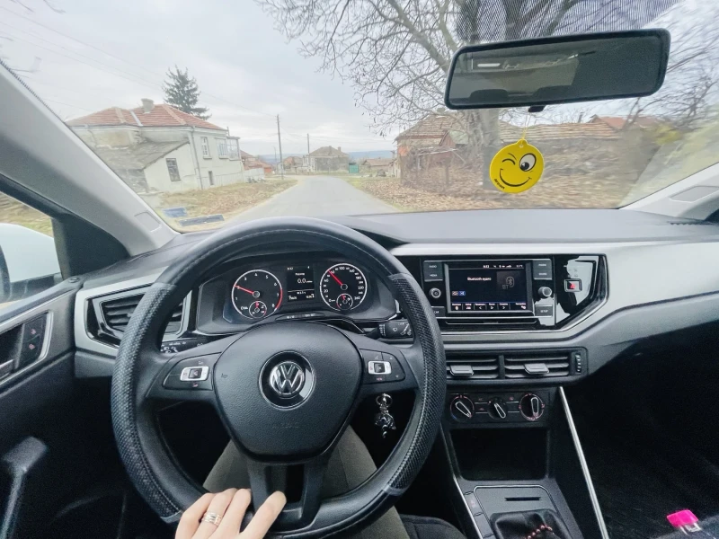 VW Polo, снимка 5 - Автомобили и джипове - 47696447