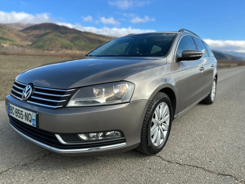 VW Passat 2.0TDI Highline DSG, снимка 3 - Автомобили и джипове - 48024505