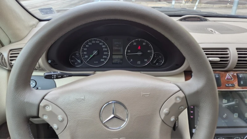 Mercedes-Benz C 320 C320CDI, снимка 8 - Автомобили и джипове - 48736478