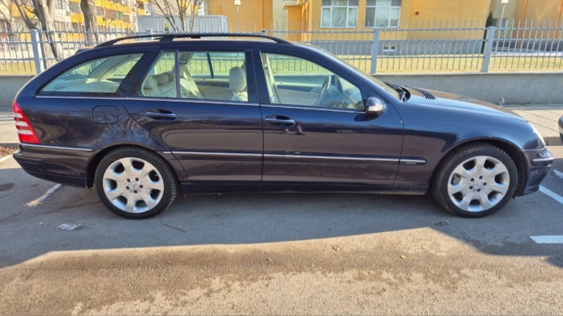 Mercedes-Benz C 320 C320CDI, снимка 3 - Автомобили и джипове - 48736478