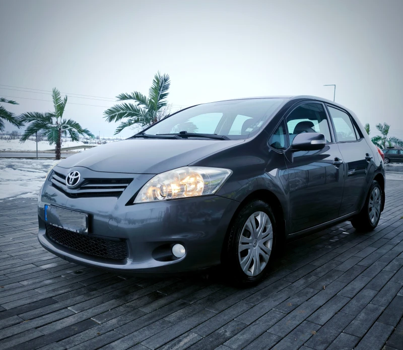 Toyota Auris 1.33-Facelift/реални км./, снимка 1 - Автомобили и джипове - 48669499