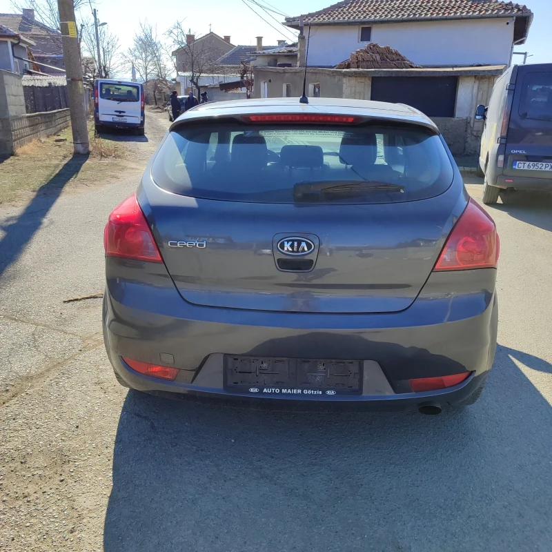 Kia Ceed, снимка 6 - Автомобили и джипове - 49039840