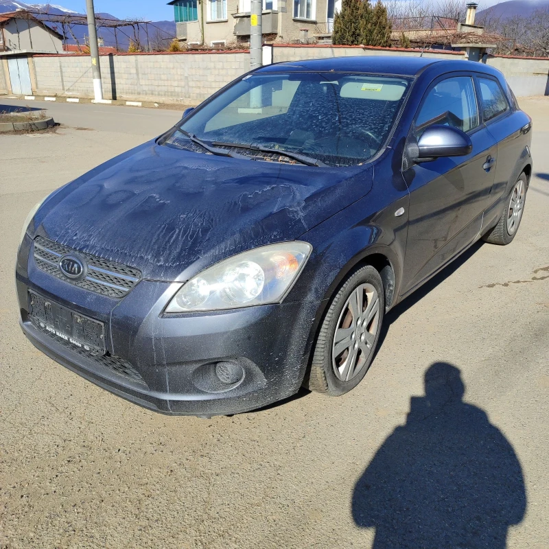 Kia Ceed, снимка 1 - Автомобили и джипове - 49039840