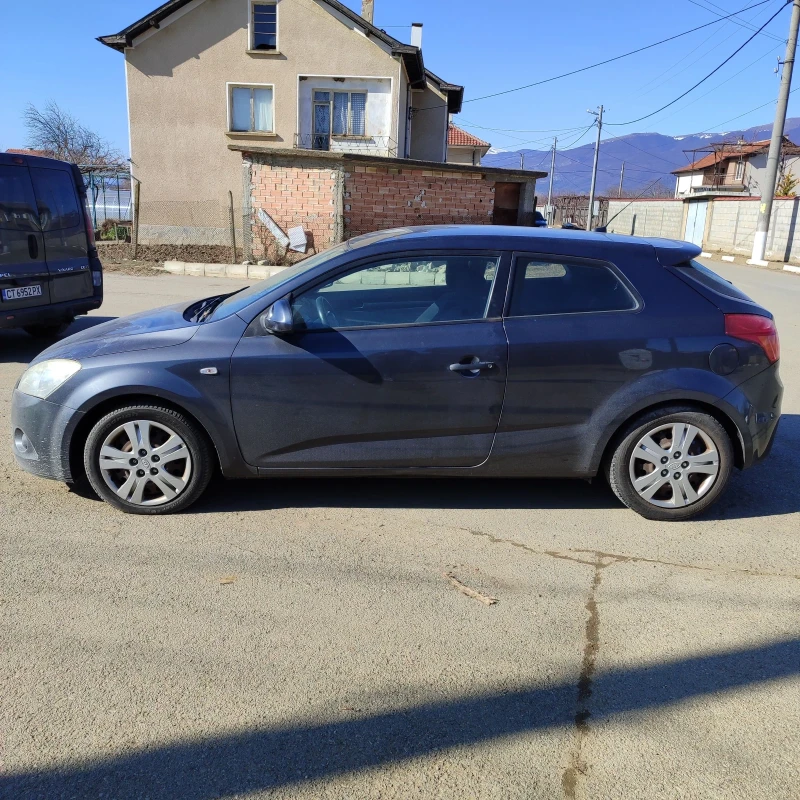 Kia Ceed, снимка 7 - Автомобили и джипове - 49039840