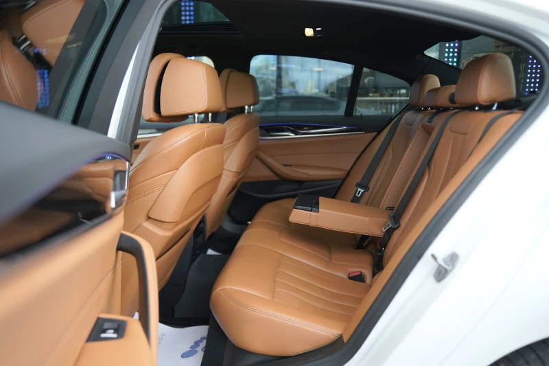 BMW 540 d xDrive M Package Shadow Line, снимка 11 - Автомобили и джипове - 51996677