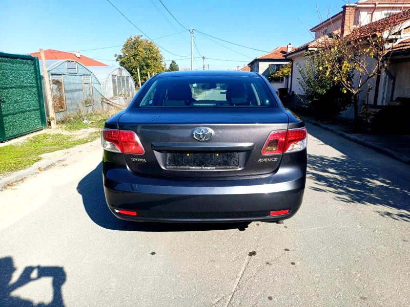 Toyota Avensis 1.8 -vvti, снимка 8 - Автомобили и джипове - 52305209