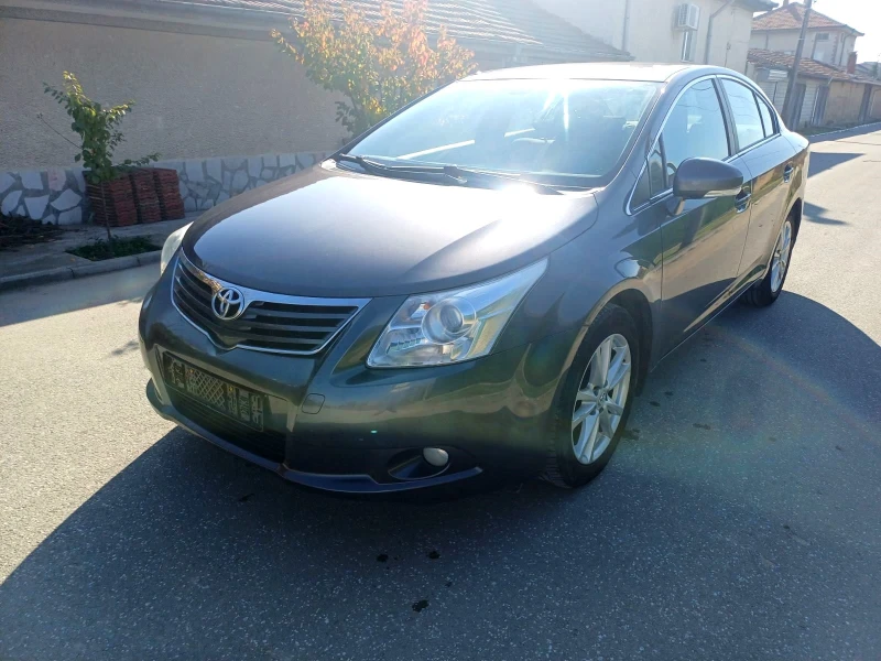 Toyota Avensis 1.8 -vvti, снимка 3 - Автомобили и джипове - 52305209