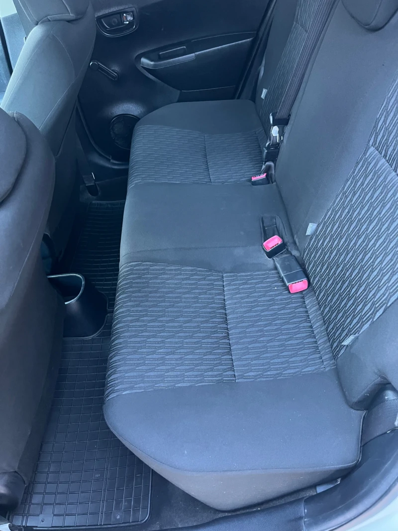 Toyota Yaris, снимка 10 - Автомобили и джипове - 52576828