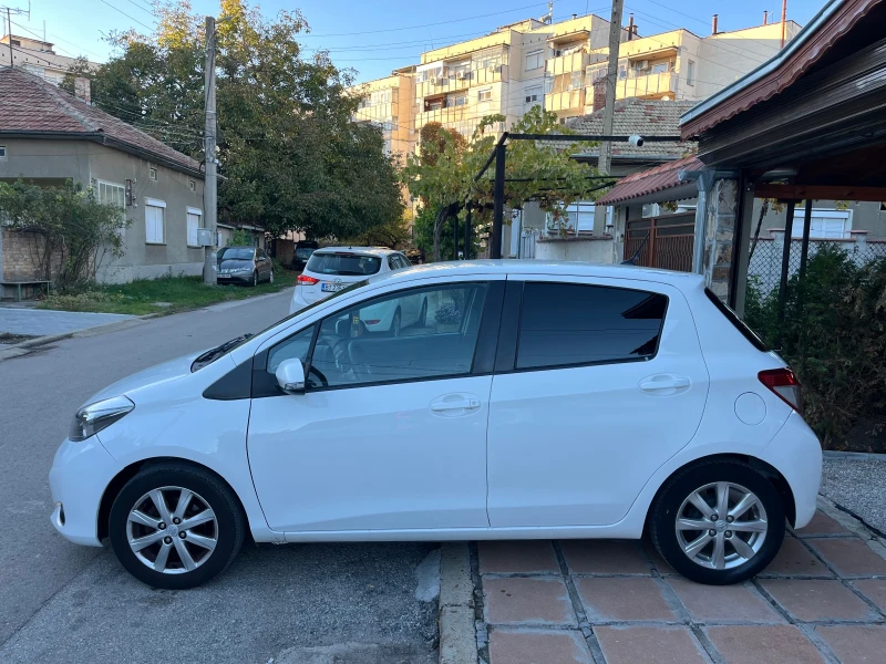 Toyota Yaris, снимка 4 - Автомобили и джипове - 52576828
