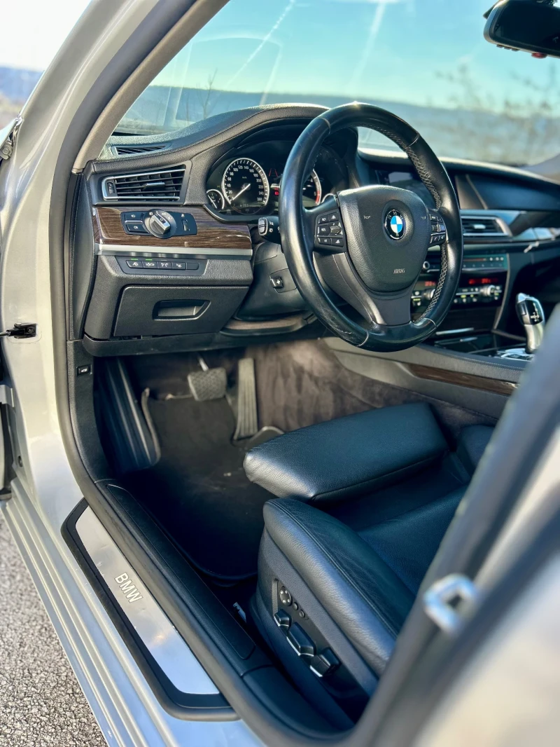 BMW 730 730, снимка 9 - Автомобили и джипове - 52740386
