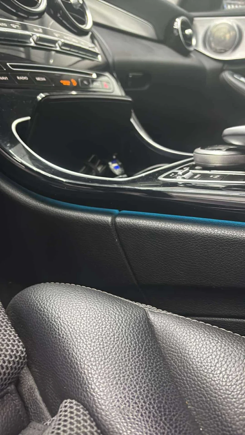 Mercedes-Benz C 220 C220* AMG* , снимка 7 - Автомобили и джипове - 53008699