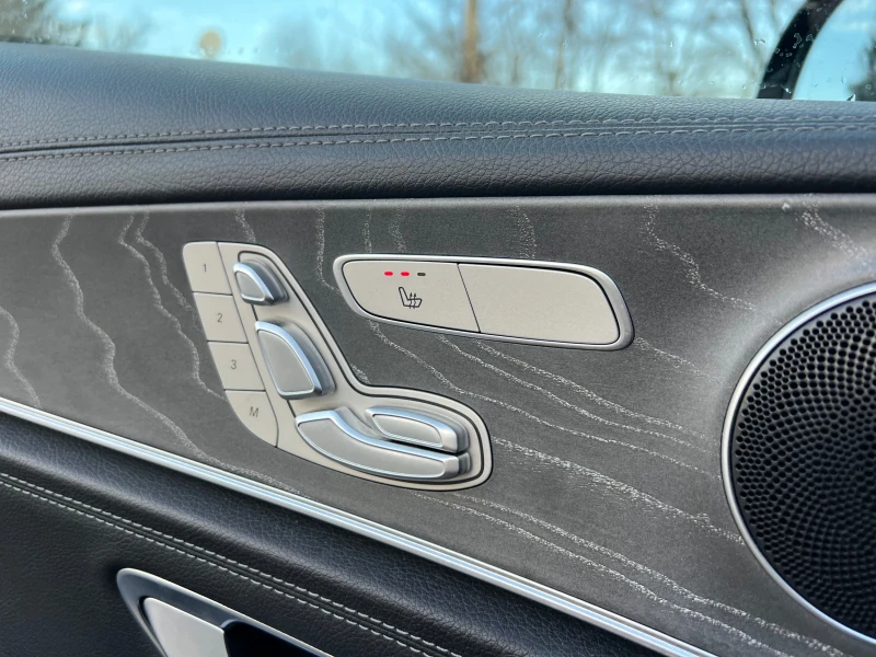 Mercedes-Benz E 220 AMG 4x4 Швейцария , снимка 16 - Автомобили и джипове - 53356187