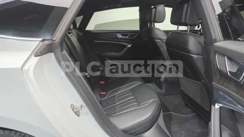 Audi A7 Адаптивен круиз контрол* Адаптивен круиз контрол, снимка 12 - Автомобили и джипове - 54056207