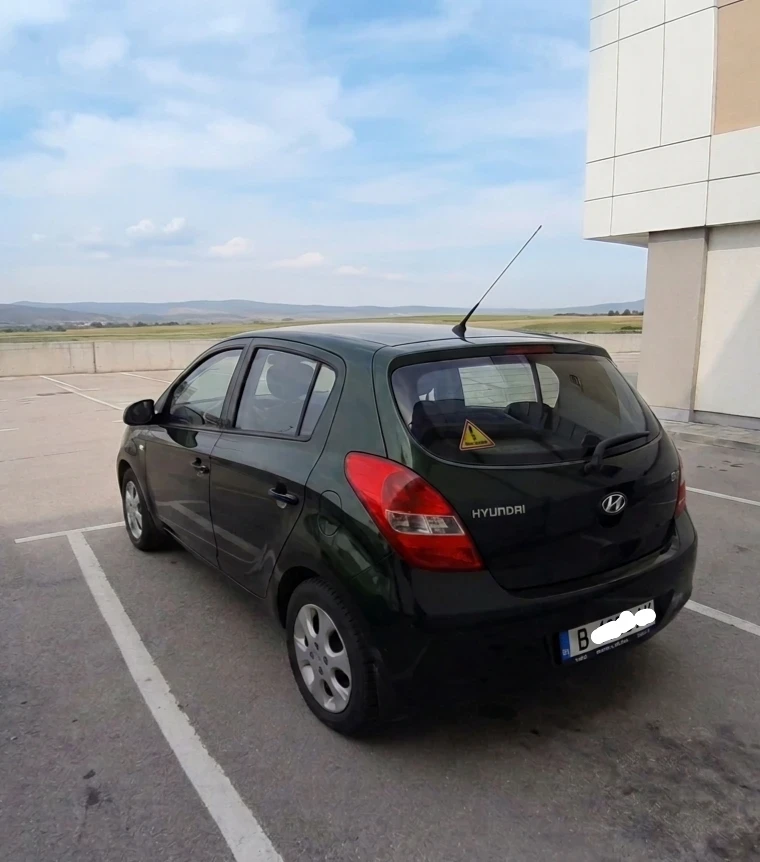 Hyundai I20, снимка 2 - Автомобили и джипове - 54809201