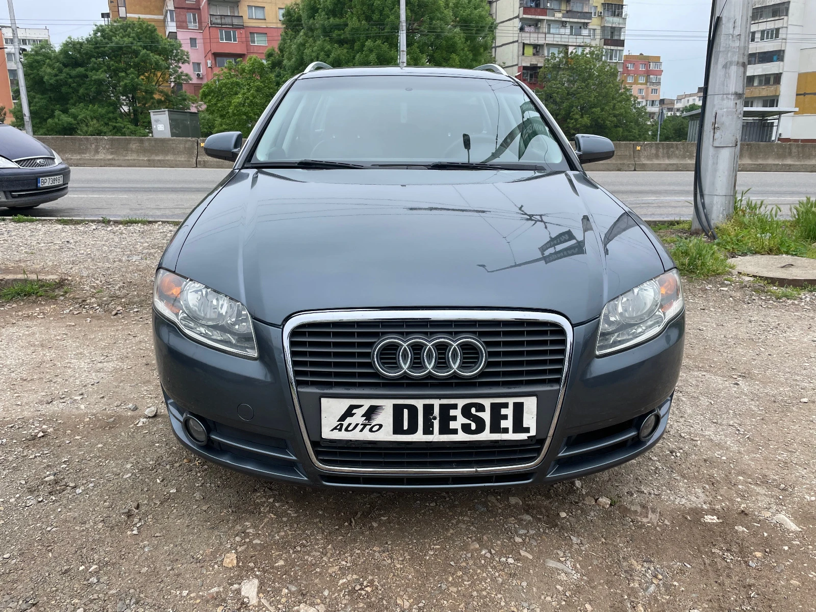 Audi A4 2.0TDI-NAVI - изображение 2