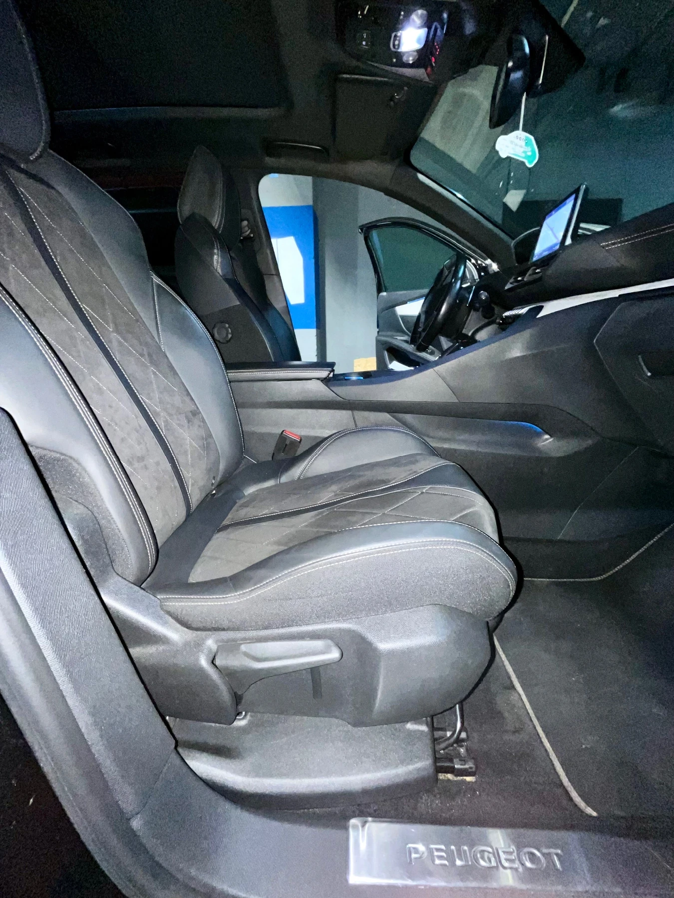 Peugeot 3008 2.0* 180* GT LINE* ПАНОРАМА - изображение 9