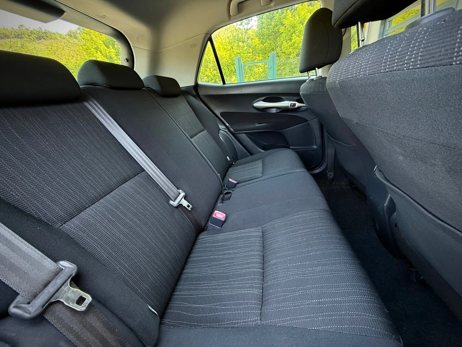 Toyota Auris 1.6 VVT-i - изображение 9