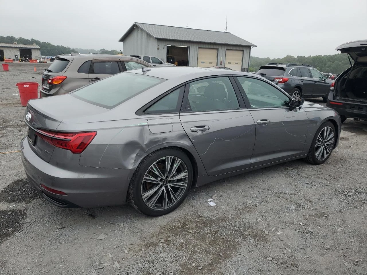 Audi A6 Premium Plus - изображение 3