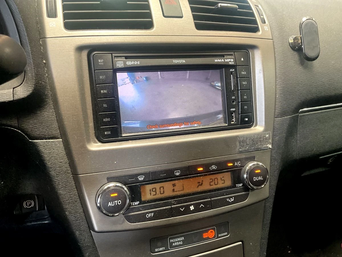 Toyota Avensis 1.8 i-NAVI | Mobile.bg � ����������� 11