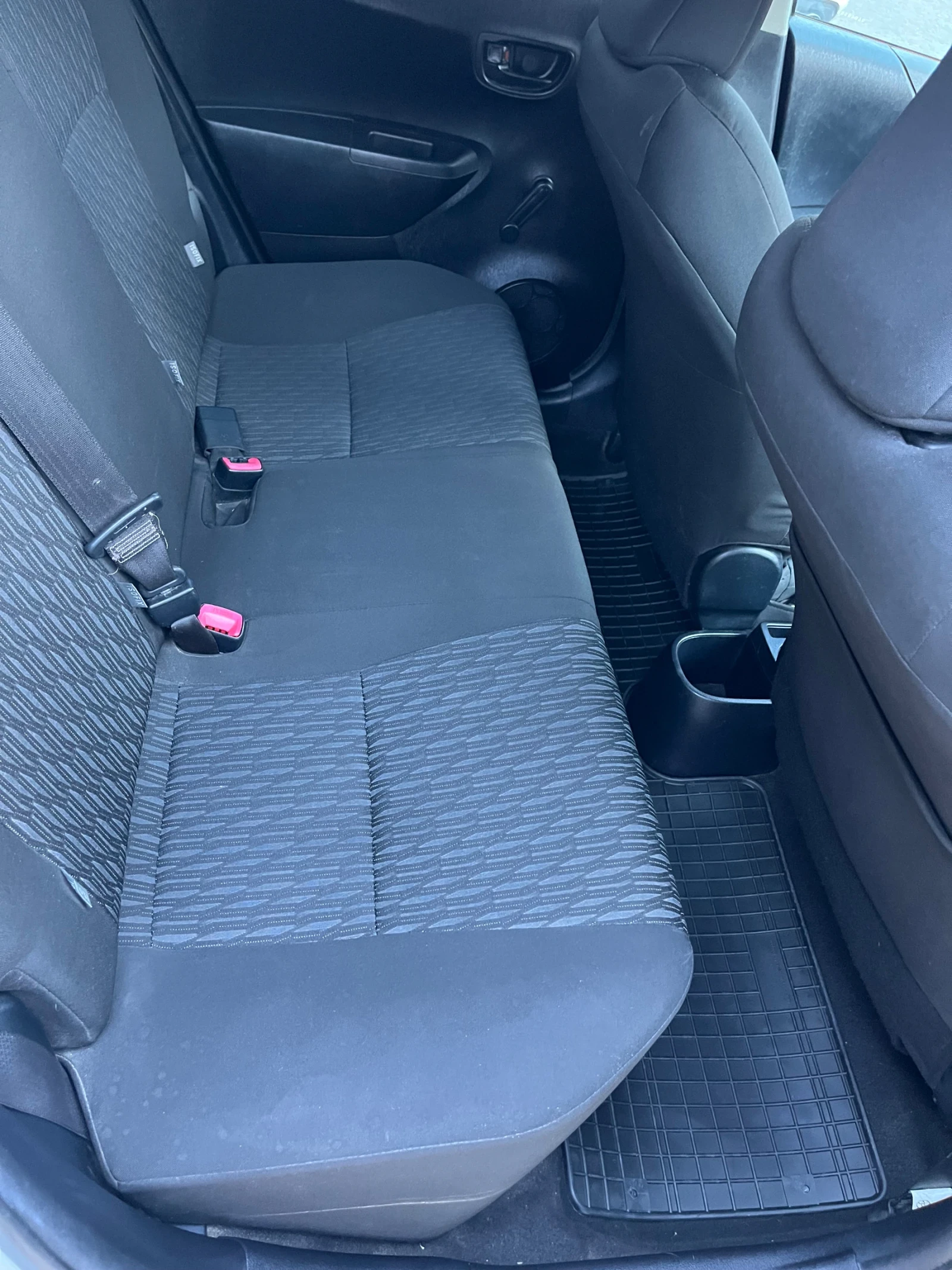 Toyota Yaris | Mobile.bg � ����������� 12