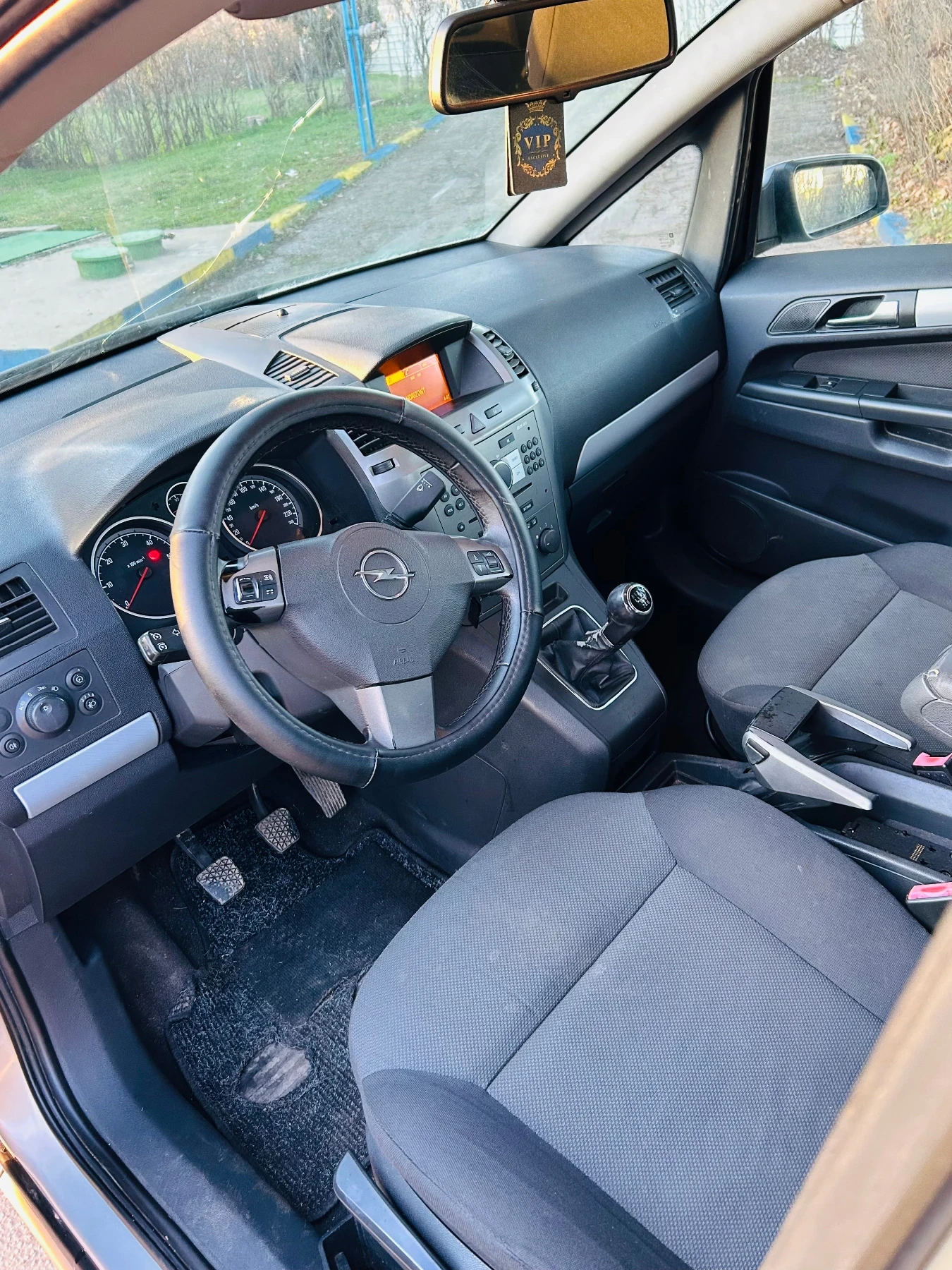 Opel Zafira  - изображение 9