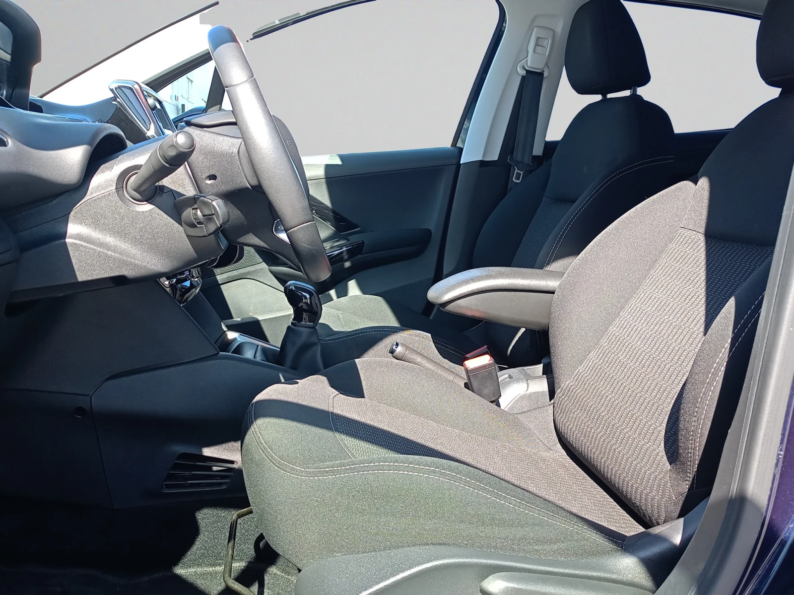 Peugeot 208 5P ACTIVE 1.2 e-VTi 82 BVM5 EURO 6.2, снимка 9 - Автомобили и джипове - 53826944