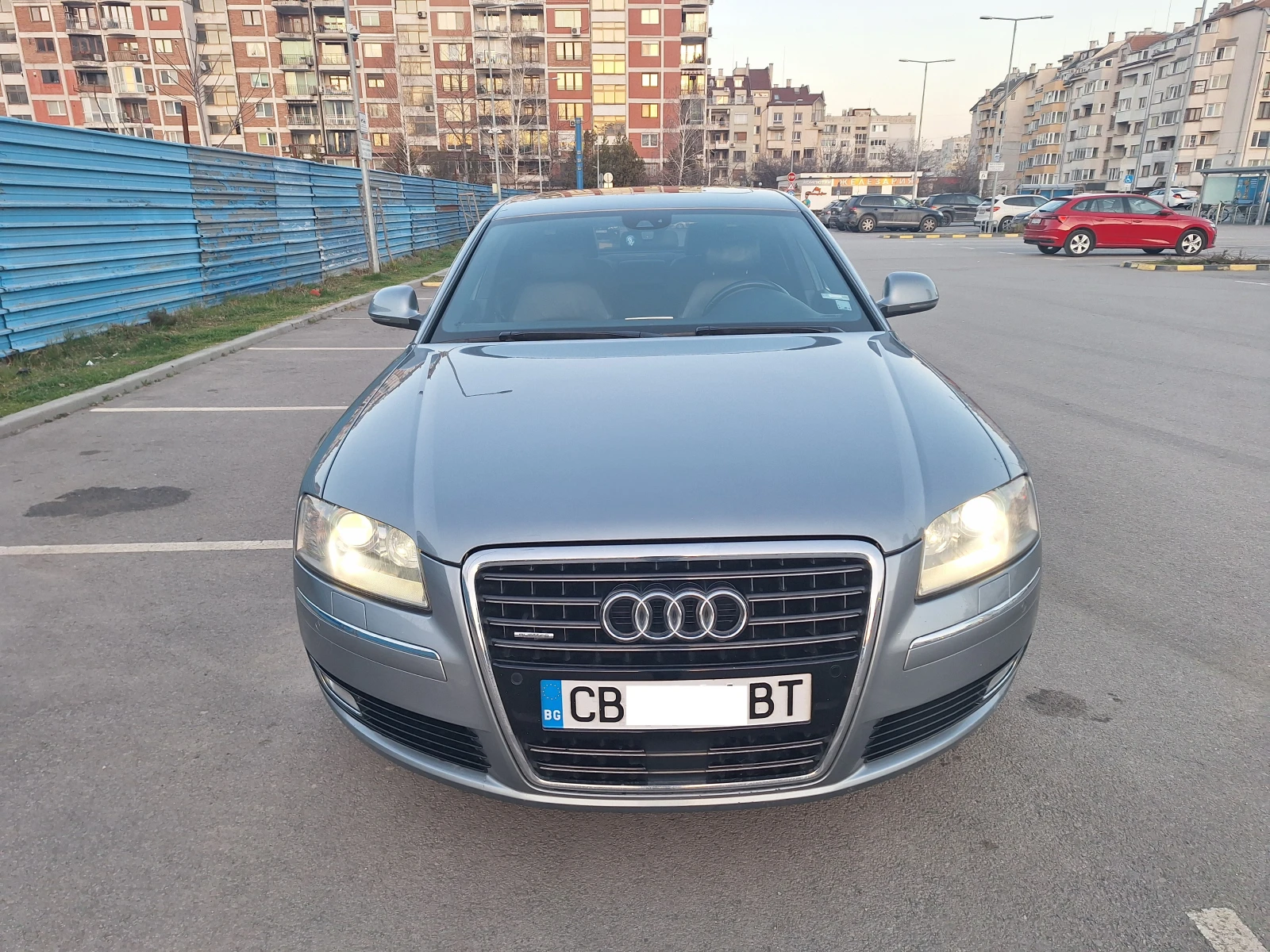 Audi A8, снимка 3 - Автомобили и джипове - 53882364