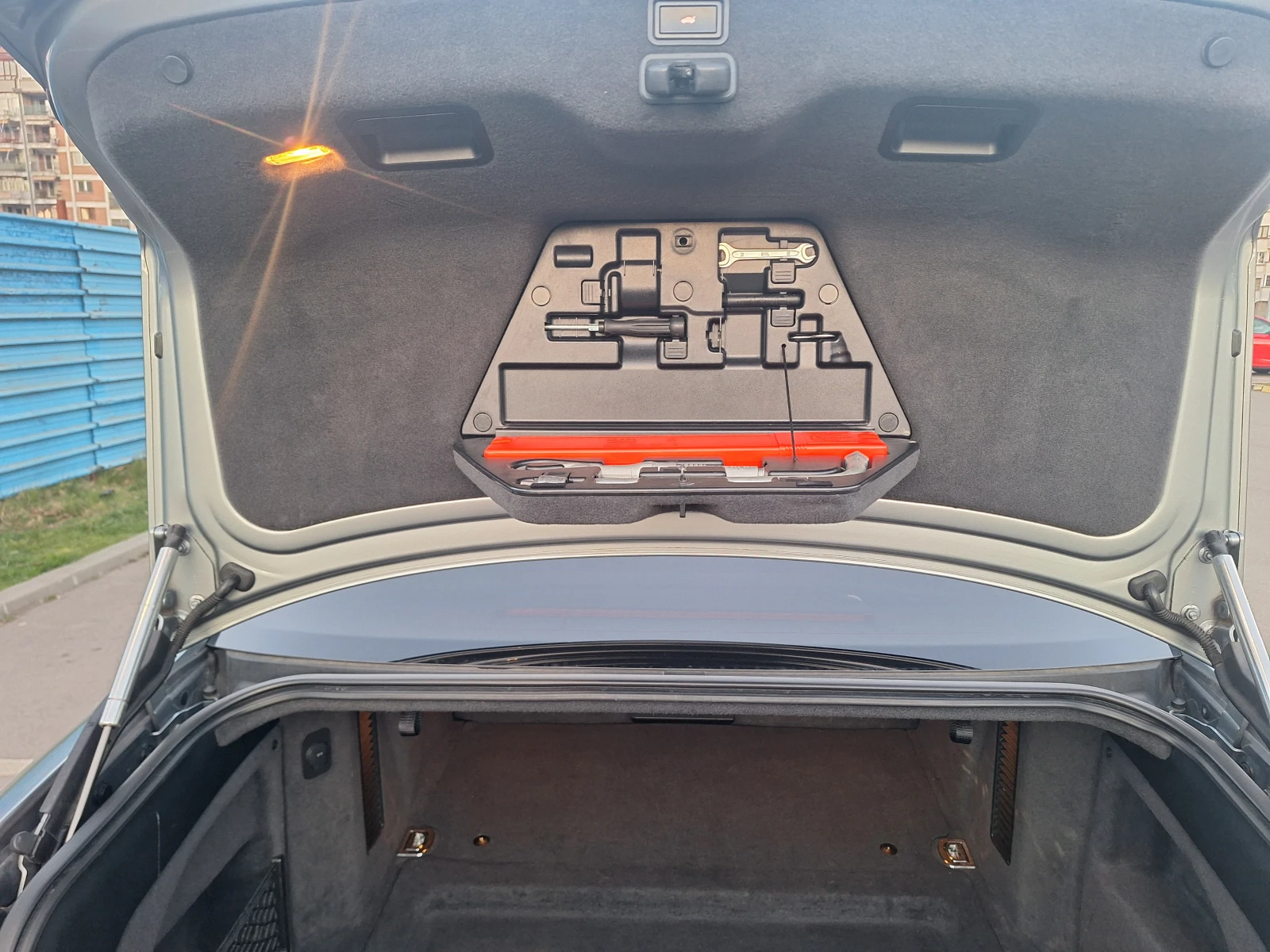 Audi A8, снимка 13 - Автомобили и джипове - 53882364