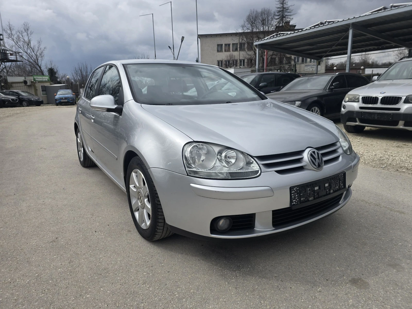 VW Golf 1.6FSI 116к.с Comfort line, снимка 2 - Автомобили и джипове - 53903040