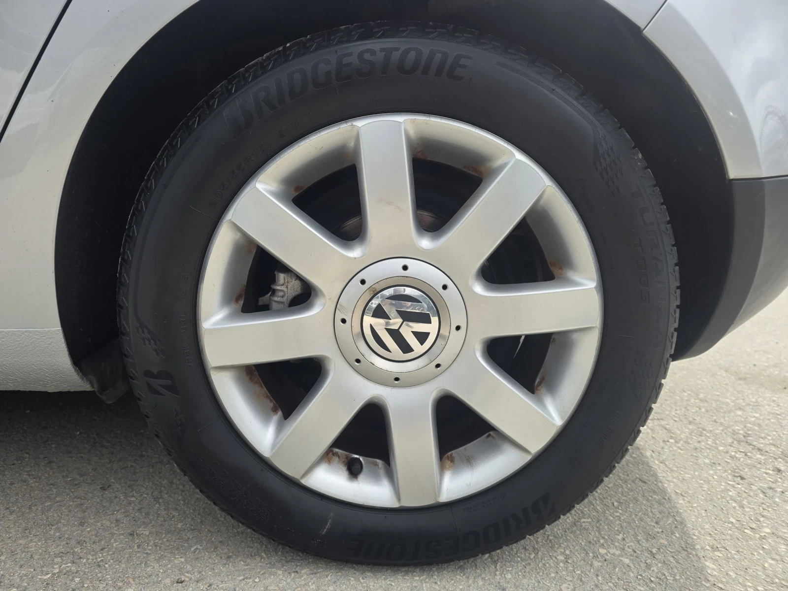 VW Golf 1.6FSI 116к.с Comfort line, снимка 9 - Автомобили и джипове - 53903040