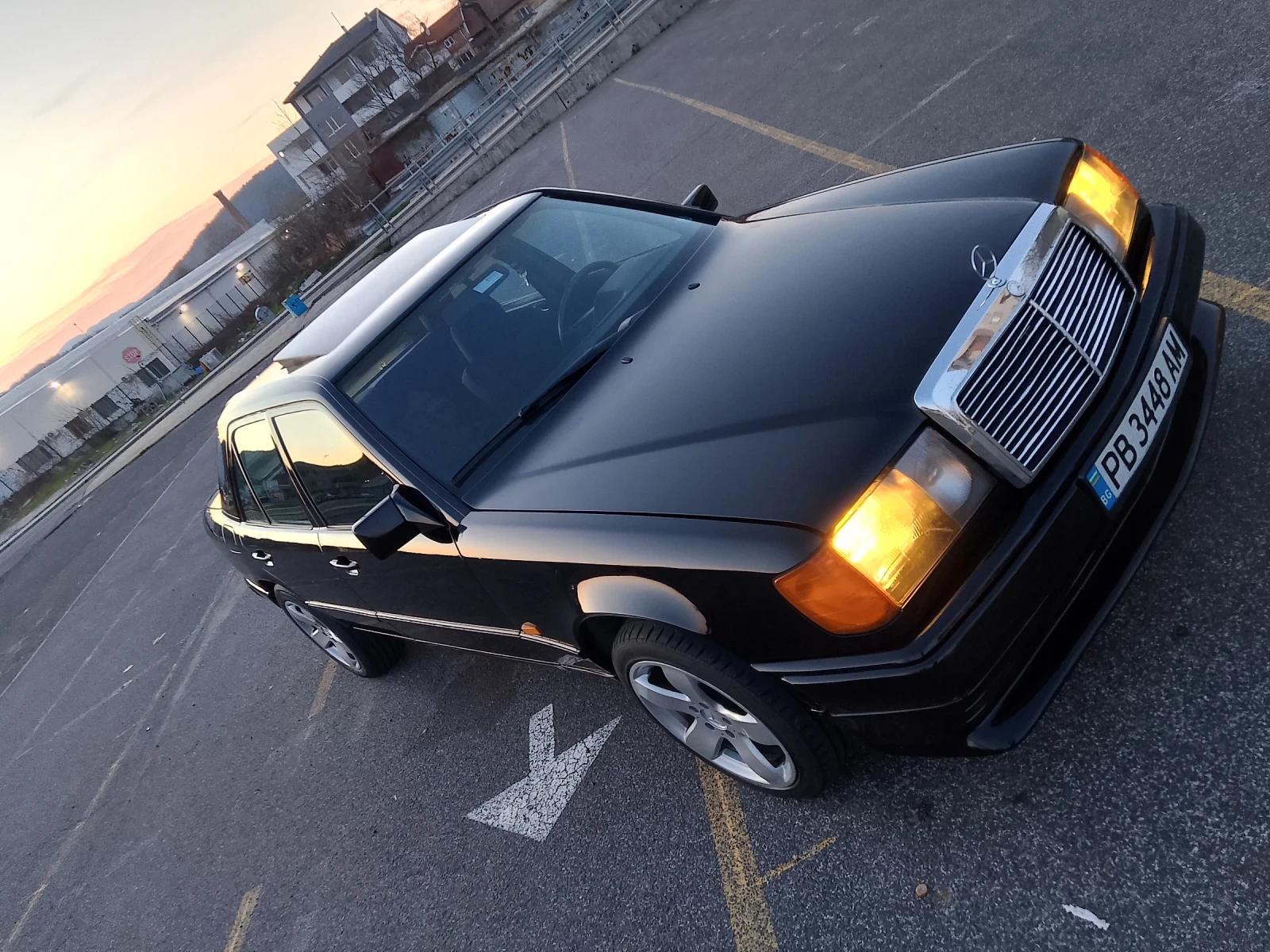 Mercedes-Benz 124 200E, снимка 2 - Автомобили и джипове - 54138860