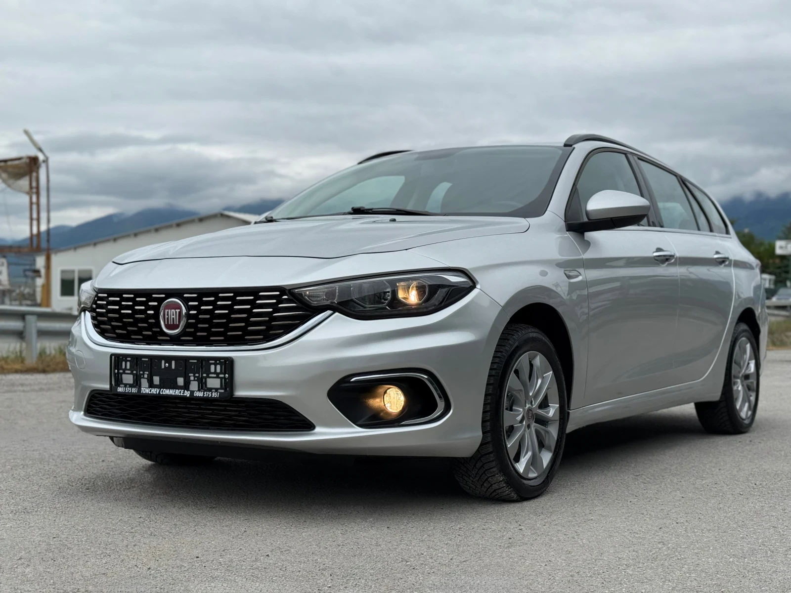 Fiat Tipo 1.6-Multijet-2-AUTOMAT-134.000km-TOP-NEW-CITY, снимка 3 - Автомобили и джипове - 54548540