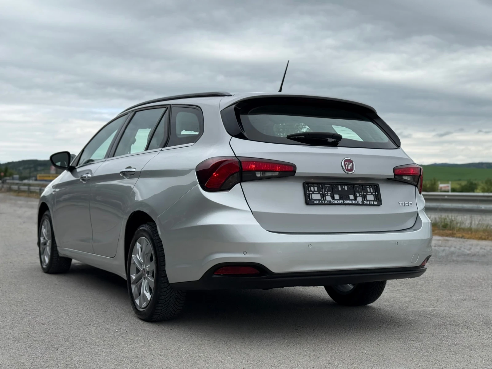Fiat Tipo 1.6-Multijet-2-AUTOMAT-134.000km-TOP-NEW-CITY, снимка 4 - Автомобили и джипове - 54548540
