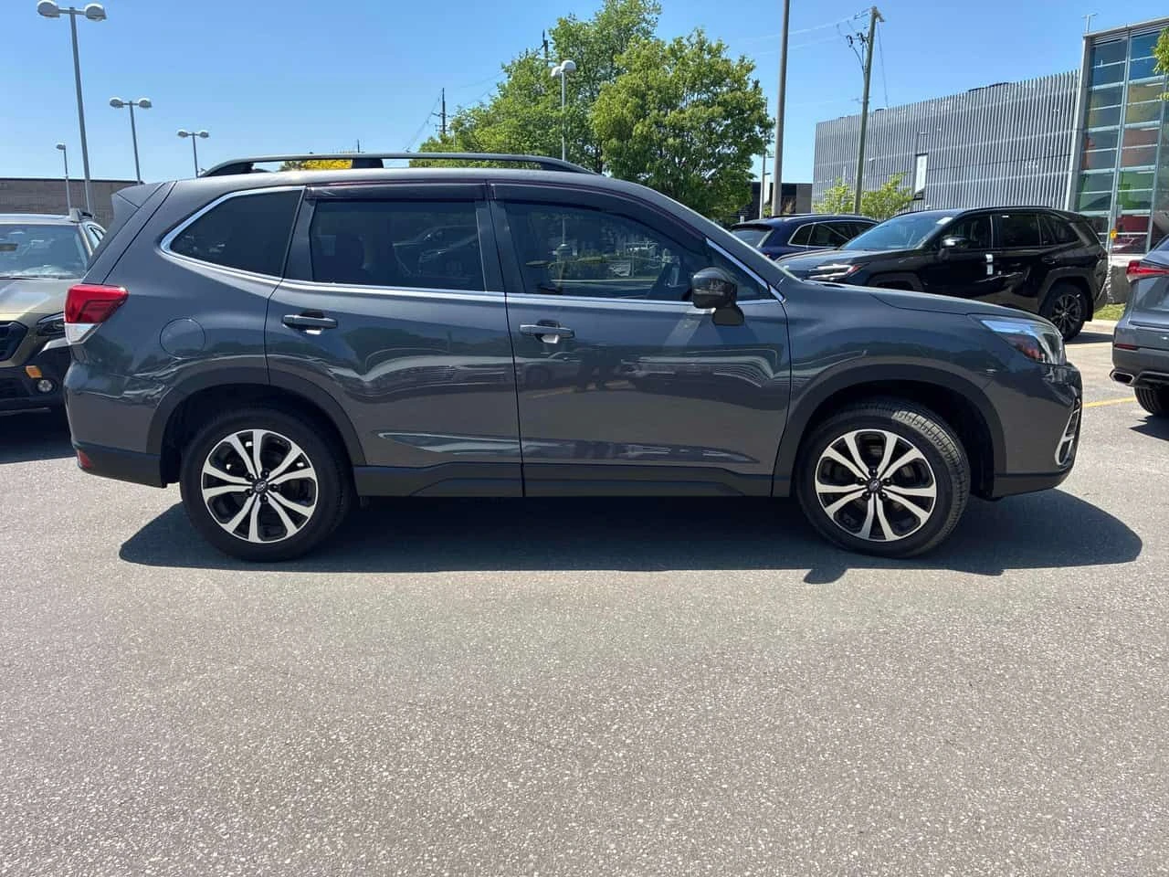 Subaru Forester * Limited * CARFAX * ПАНО * KEYLESS * ПОДГРЕВИ, снимка 3 - Автомобили и джипове - 54759467