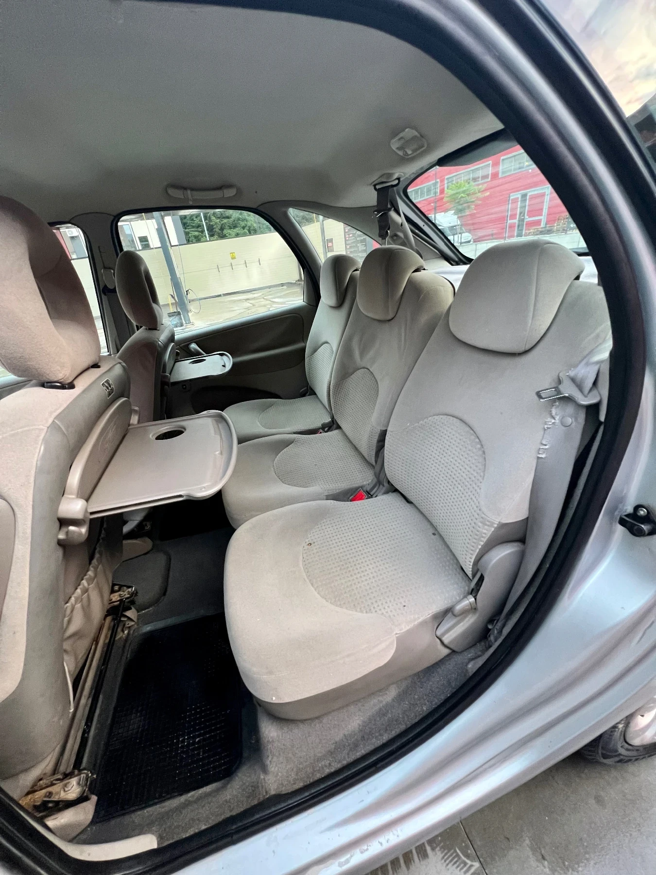 Citroen Xsara picasso 1.8i Топ състояние!, снимка 10 - Автомобили и джипове - 54887041