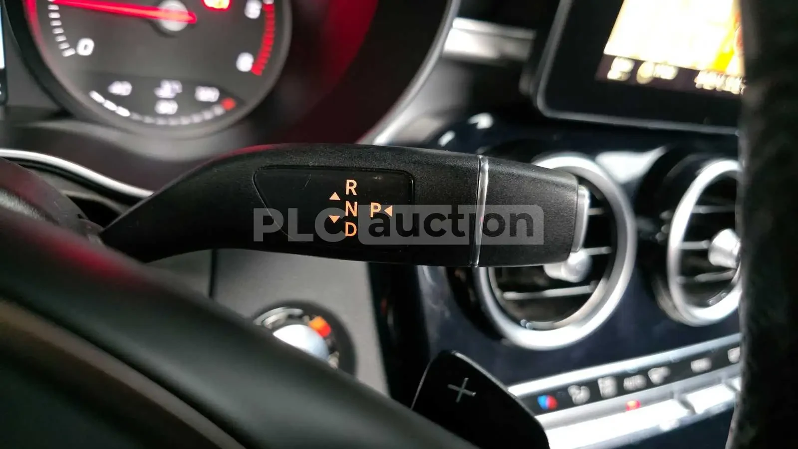 Mercedes-Benz C 220, снимка 9 - Автомобили и джипове - 55017211