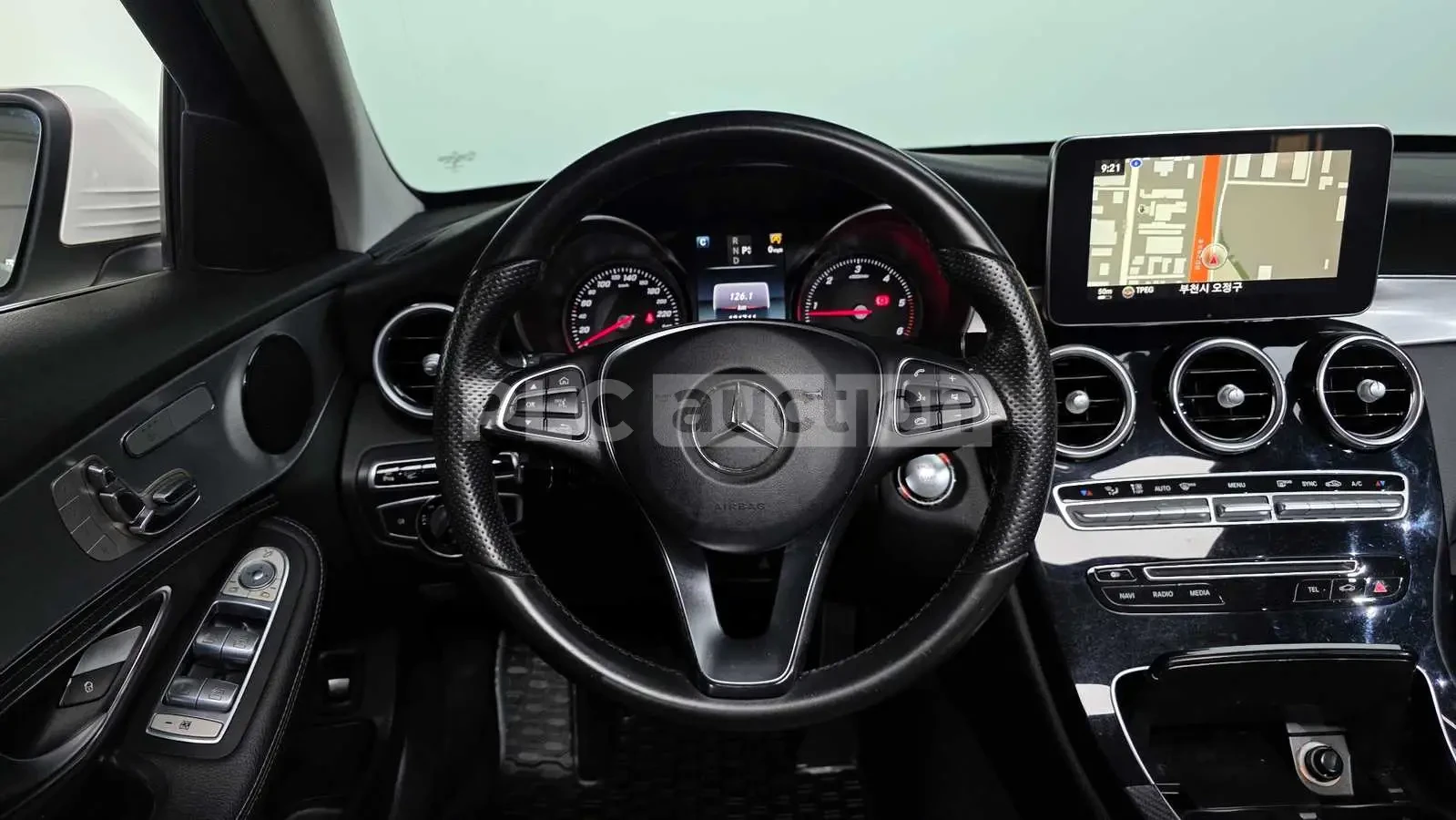 Mercedes-Benz C 220, снимка 13 - Автомобили и джипове - 55017211