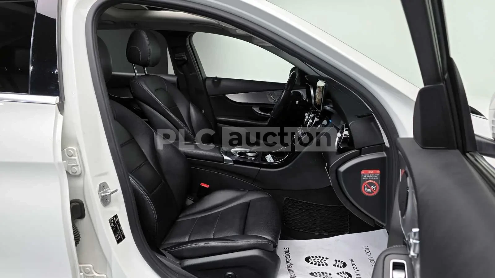 Mercedes-Benz C 220, снимка 10 - Автомобили и джипове - 55017211