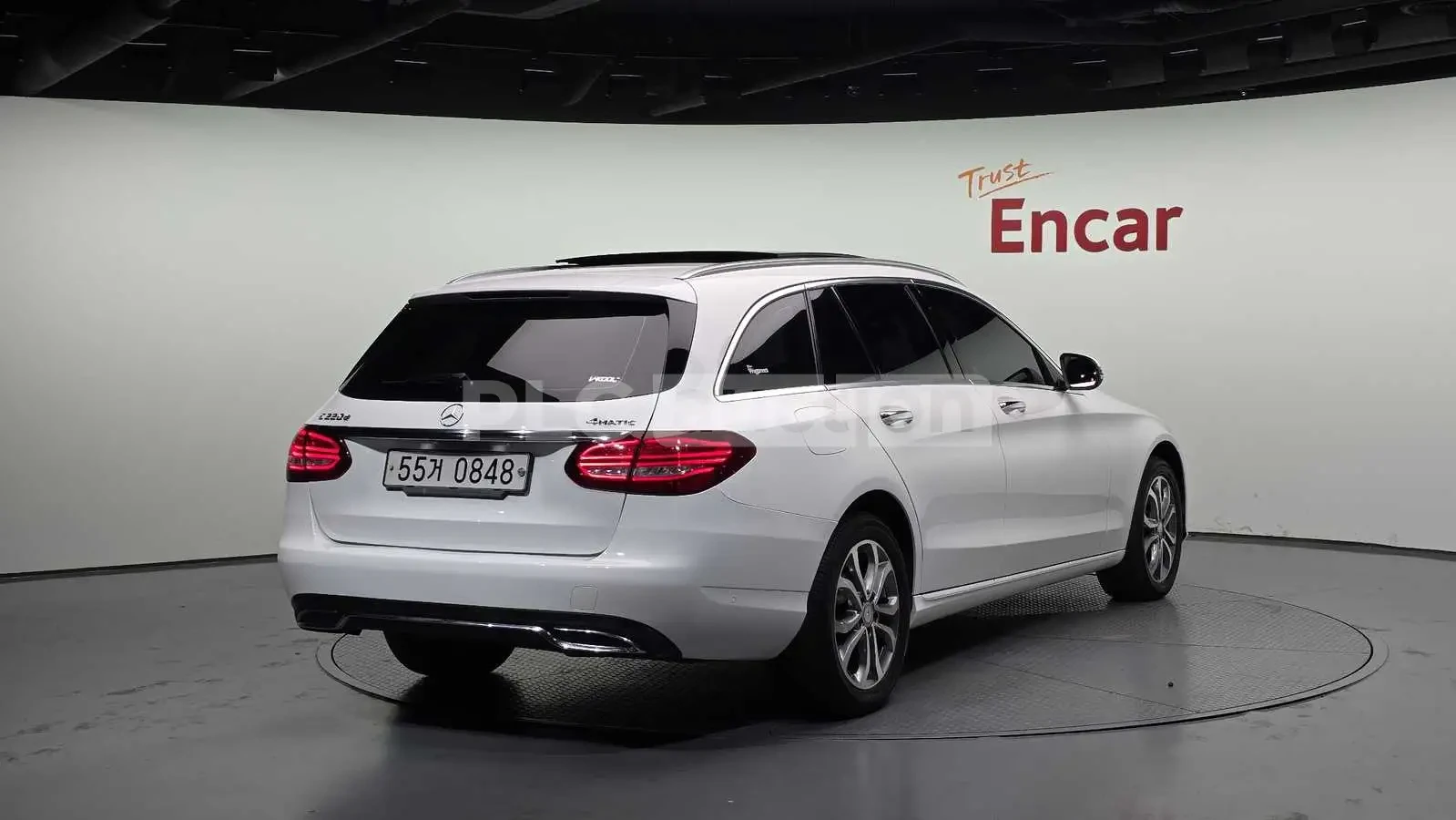 Mercedes-Benz C 220, снимка 2 - Автомобили и джипове - 55017211