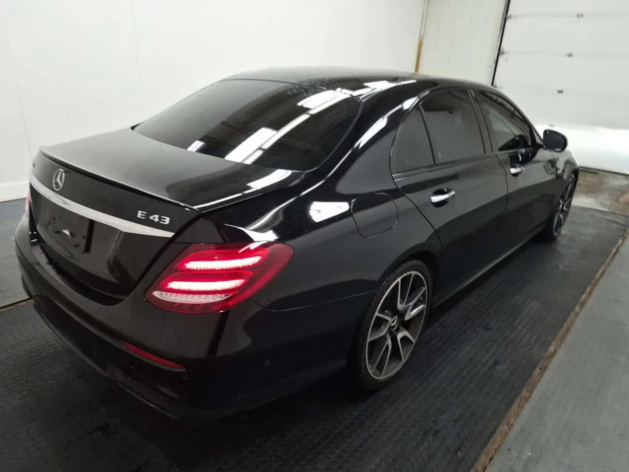 Mercedes-Benz E 43 AMG CARFAX/���������/360 ���/������/�������/����/ | Mobile.bg � ����������� 3