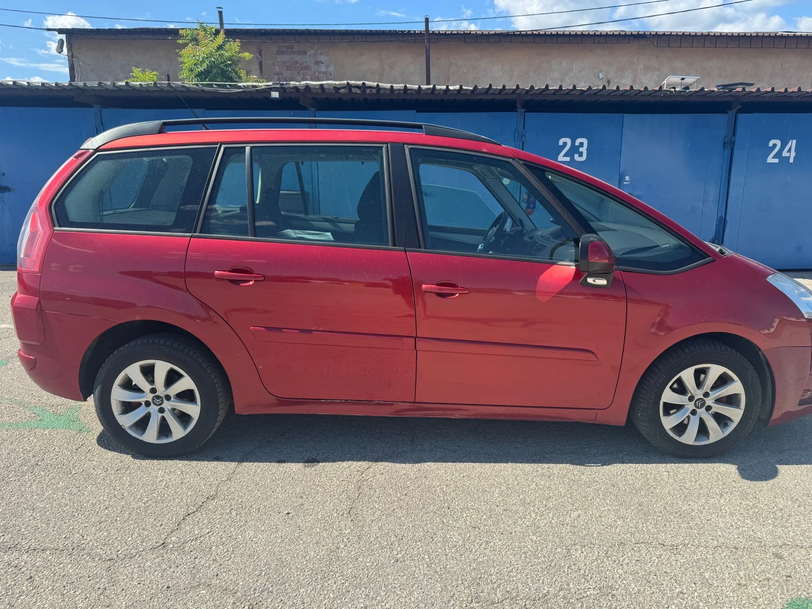 Citroen Grand C4 Picasso 1.6HDI 7mesta ecodrive avtomat, снимка 9 - Автомобили и джипове - 55295530