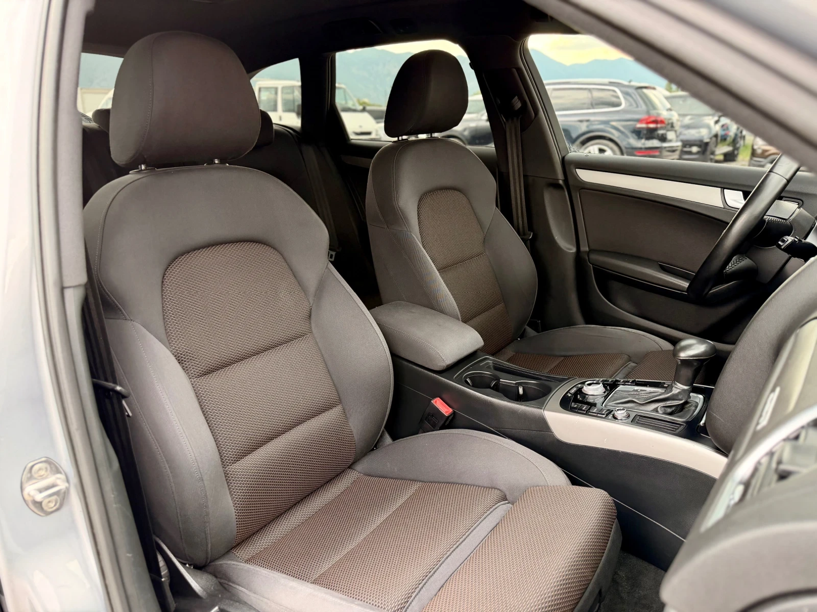 Audi A4 2.0TDI Allroad 190к.с * Distronic* * Bi-Xenon* , снимка 14 - Автомобили и джипове - 55426879