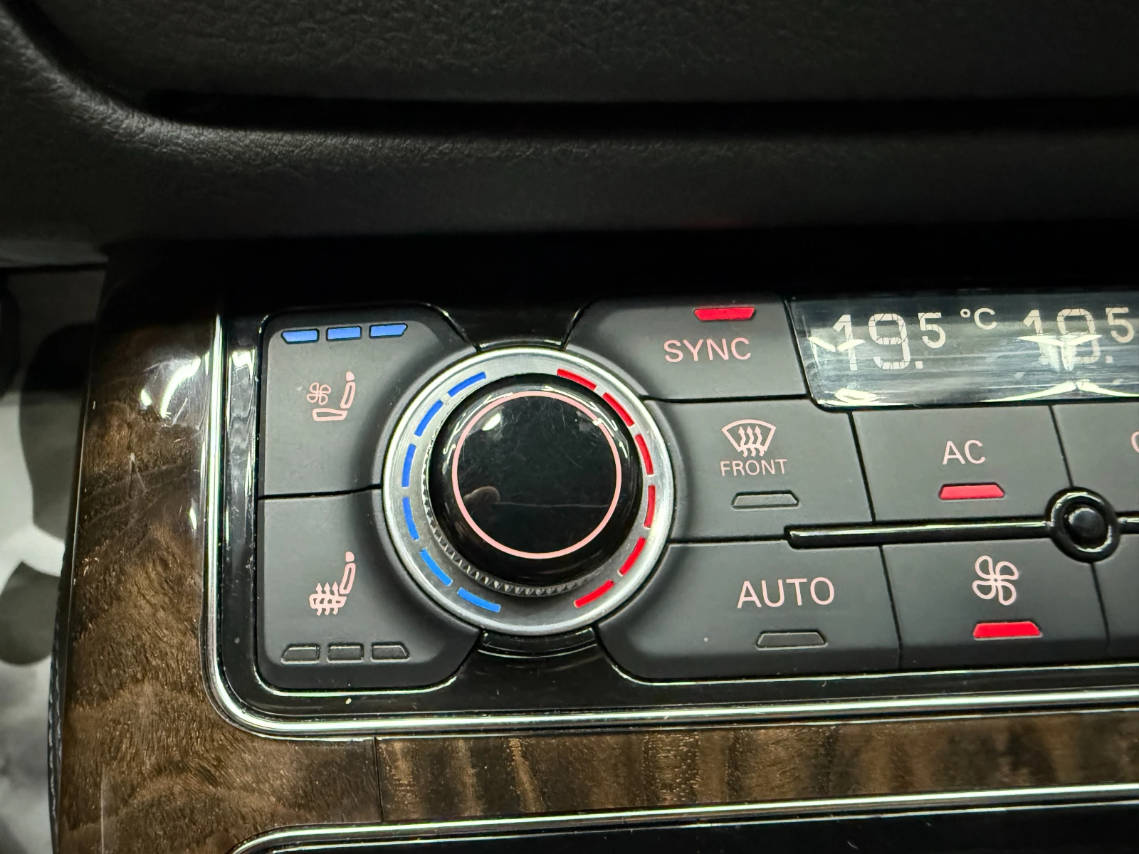 Audi A8 4.2d 351 к.с., снимка 16 - Автомобили и джипове - 55752357