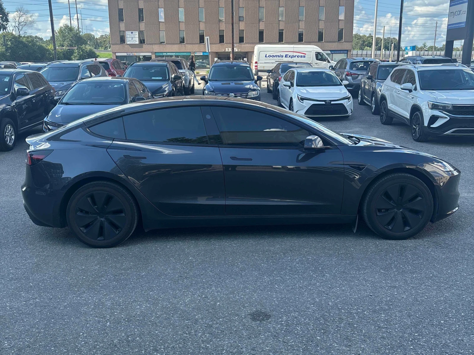 Tesla Model 3 * Long Range * CARFAX * ����� �� ����������� | Mobile.bg � ����������� 3