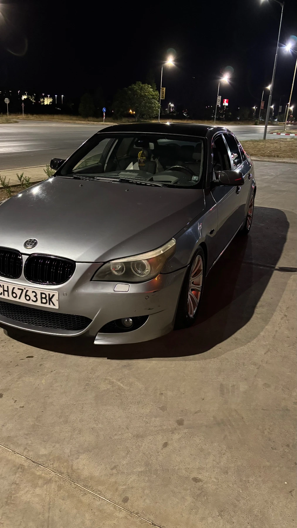 BMW 525 Колата е заводски 197к.с с чип някаде кам 240, 250, снимка 2 - Автомобили и джипове - 55905267