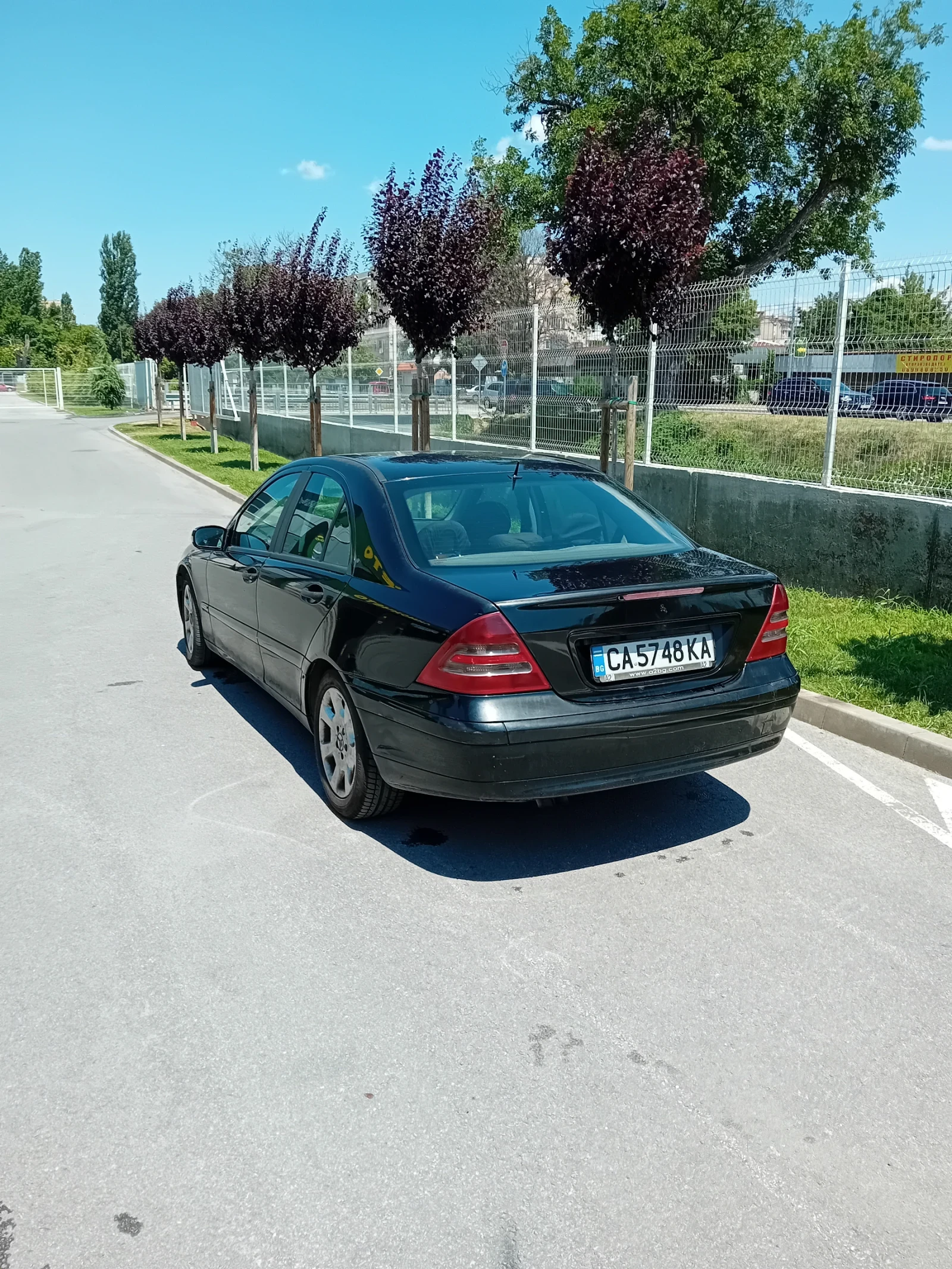 Mercedes-Benz 200, снимка 4 - Автомобили и джипове - 56049057